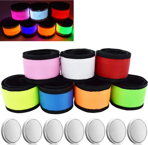 Vista 10 de Pulseras LED que brillan con luz para el brazo, bandas de muñeca intermitentes de alta visibilidad, luces de equipo de seguridad para ciclismo