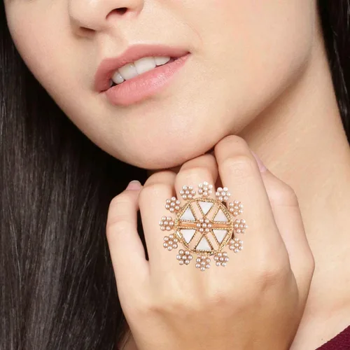 Vista 3 de Efulgenz Indian Jewelry Antique Round Faux Pearl Crystal Bollywood Adjustable Big Finger Ring for Women Fashion Party Bollywood Statement Jewelry