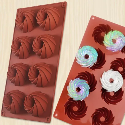 Vista 4 de ionEgg Molde de vórtice de silicona para hacer chocolate, dulces, pudín, galletas, paquete de 3