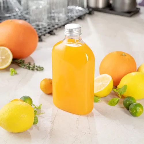 Vista 4 de Restaurantware Bottle Tek - Botellas de licor de 10 onzas, 100 botellas de plástico vacías, desechables con tapas de aluminio, botella de plástico