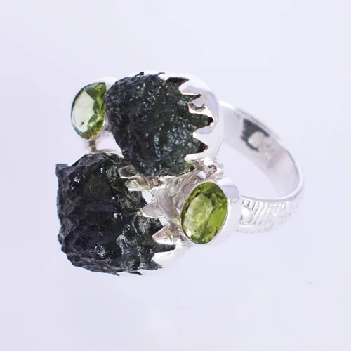 Vista 6 de Anillo de plata de ley 925 con piedras preciosas de moldavita y peridoto