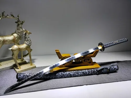 Vista 3 de Katana hecha a mano, samurai japonés, espiga completa, alto rendimiento