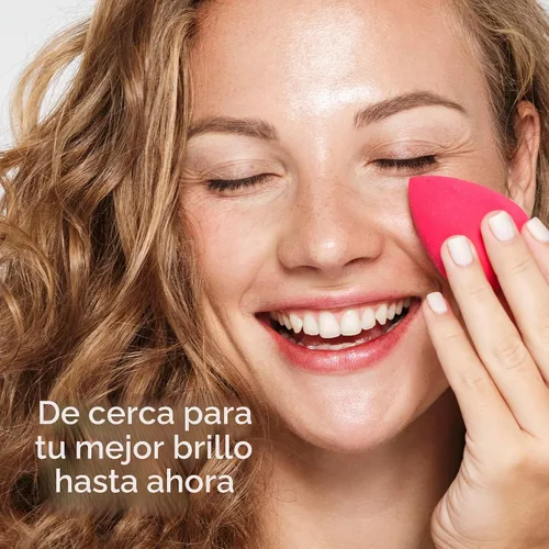 Vista 5 de Espejo ovalado de aumento con luz LED de doble cara para maquillaje; 1 x/7 X ampliación; acabado de cromo pulido, de Conair