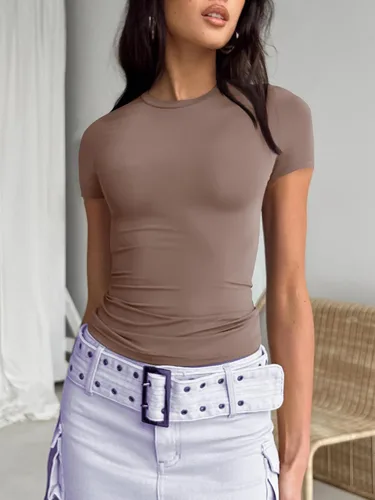 Vista 5 de Trendy Queen Camisetas básicas para mujer, cuello redondo, manga corta, lindas camisetas de verano, ajustadas, ropa Y2K