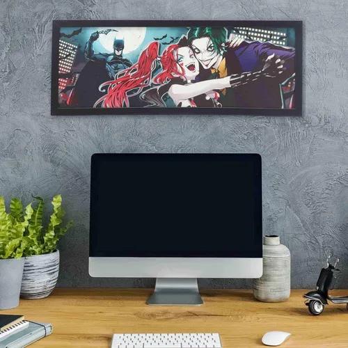 Vista 5 de DC Comics Batman Anime Joker y Harley Quinn - Decoración de pared de madera enmarcada - Arte de pared grande de DC Comics para el hogar