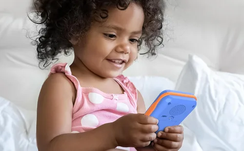 Vista 2 de Blippi - Teléfono de juguete para niños pequeños con juegos de aprendizaje