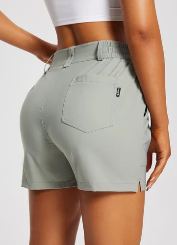Vista 3 de BALEAF Pantalones cortos de senderismo de golf de 4.5 pulgadas para mujer, elásticos, de secado rápido, con bolsillos con cremallera, pantalones