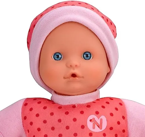 Vista 6 de Nenuco Muñeca suave con 3 roles de la vida real, trajes coloridos, 23.6 pulgadas
