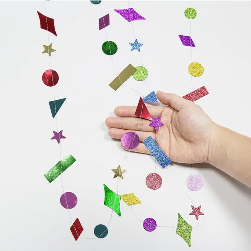 Vista 4 de Cheerland Coloridas guirnaldas de confeti holográficas para fiestas, telón de fondo con purpurina y estrellas arcoíris para cumpleaños, Nochevieja