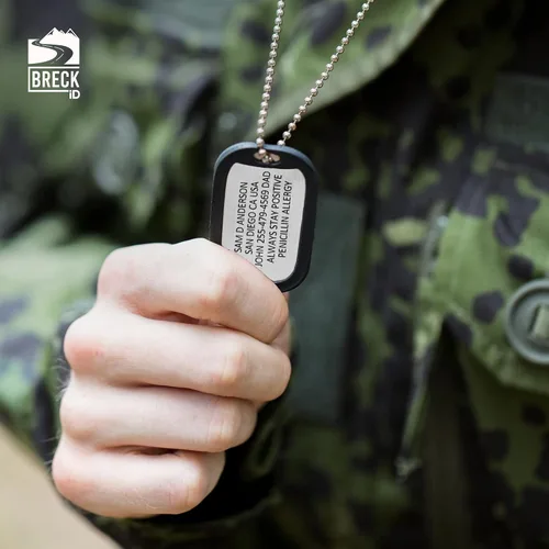 Vista 6 de Etiquetas militares personalizadas para perros, etiquetas de identificación grabadas personalizadas para veteranos, soldados en servicio activo