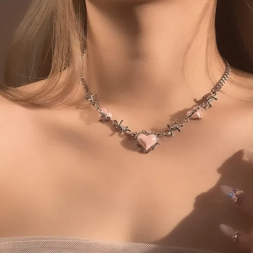 Vista 2 de Stainless Steel Necklace for Women - Barbed Wire Necklacen Thorn Pink Heart Choker Necklace for Teen Girls Preppy Jewelry
