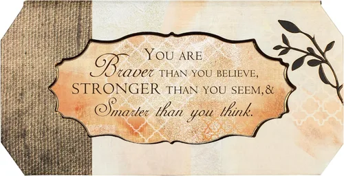 Vista 2 de Cottage Garden Braver Stronger Smarter - Caja musical en tono dorado natural que reproduce un mundo maravilloso