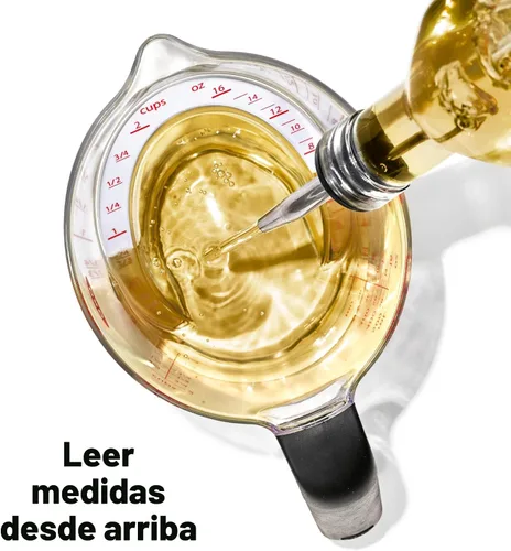 Vista 2 de OXO Good Grips - Taza medidora en ángulo de 1 taza