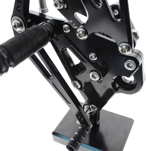 Vista 5 de Reposapiés de motocicleta ajustable de aluminio para Yamaha FZ-09 MT09 2014 2015 2016 2017 2018 2019 2020 2011 2012 (negro)