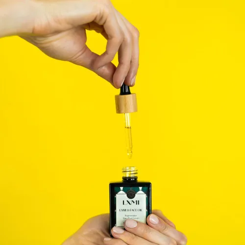 Vista 6 de LXMI Aceite facial 33 - Cuidado de la piel a base de plantas alimentado por 33 botánicos raros, regenerativos y nutritivos, antienvejecimiento