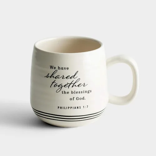 Vista 2 de DaySpring - Taza de cerámica inspiradora de café de Jesús, 16 onzas, blanco (J3874)