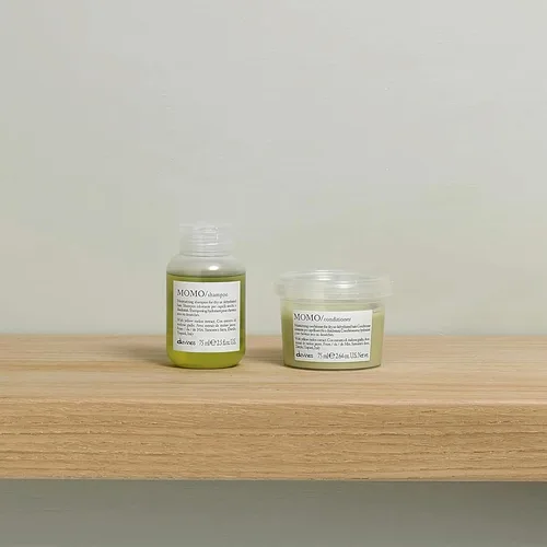Vista 3 de Davines Champú MOMO, limpiador hidratante suave para cabello seco y deshidratado, añade suavidad y brillo