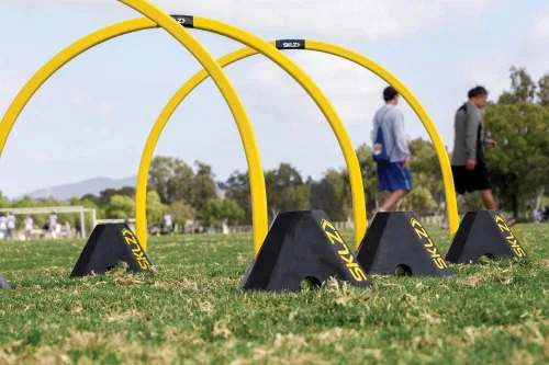Vista 2 de SKLZ Pro Training Utility Weight para bastones de agilidad, arco y porterías de fútbol