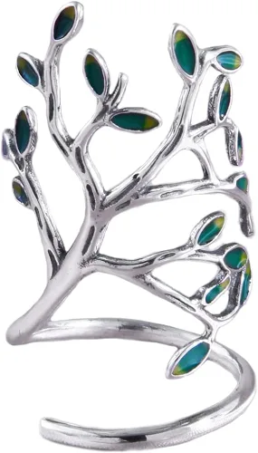 Vista 9 de Helen de Lete, encantador anillo de plata con forma de gatito.