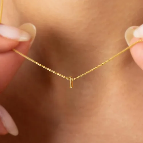 Vista 4 de MONOOC - Collares con inicial minúscula para mujeres y niñas, chapado en oro de 14 quilates, minimalista personalizado con nombre con monograma