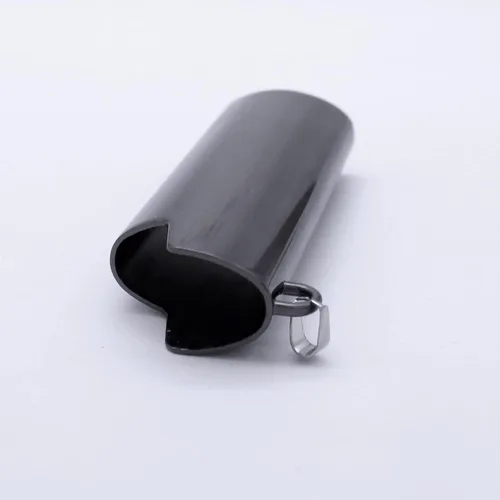 Vista 4 de HUMWE Funda de metal para encendedor reutilizable para encendedores regulares Bic Soporte de manga con anillo collar Accesorios (negro)