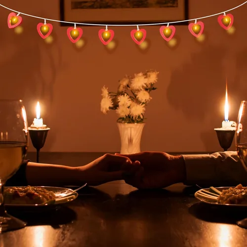 Vista 6 de Mudder Guirnalda de luces de hadas para el día de San Valentín, 10 pies, 20 luces LED de madera con forma de corazón rojo y rosa para decoración