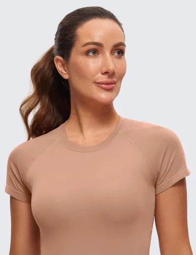 Vista 5 de CRZ YOGA Camisetas de entrenamiento sin costuras para mujer, transpirables, de manga corta, para gimnasio, correr, yoga, atléticas