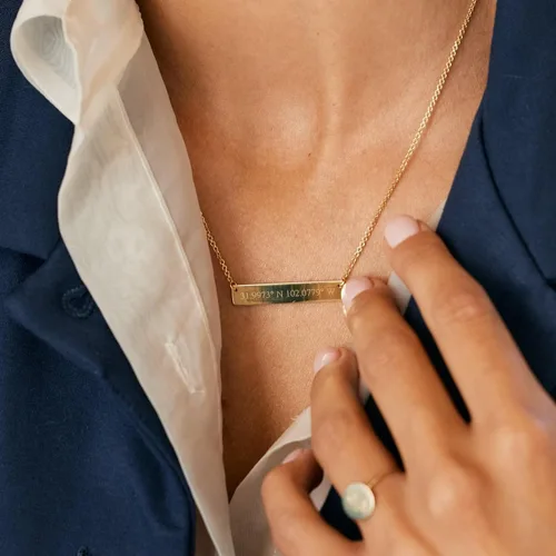 Vista 6 de Collar de plata de ley grabado personalizado para mujer (16 pulgadas con extensor de 2 pulgadas) Collar personalizado para mujer Regalo para novia