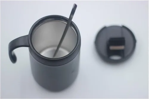 Vista 7 de Cafetera portátil de 16 onzas con filtro plegable y agitador, taza de viaje aislada de acero inoxidable con tapa, no necesita filtro de papel, sin