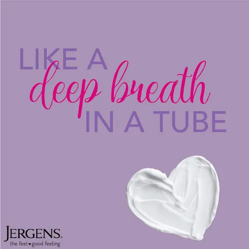 Vista 2 de Jergens Manteca Corporal de Lavanda Loción para Manos y Cuerpo, Crema Hidratante para Mujeres, con Aceites Esenciales para una Hidratación