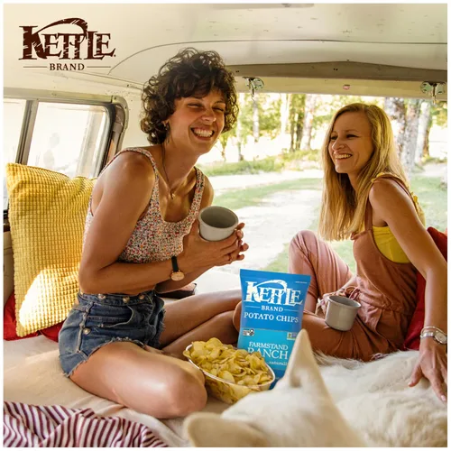 Vista 6 de Kettle Brand Papas fritas Farmstand Ranch Hervidor Chips, 7.5 Oz