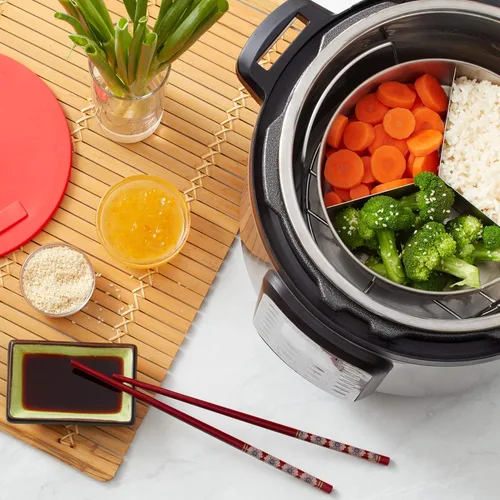 Vista 9 de Instant Pot Sartén antiadherente redonda oficial con tapa y divisor extraíble, multiusos, resistente, apta para lavavajillas, apta para horno, 7