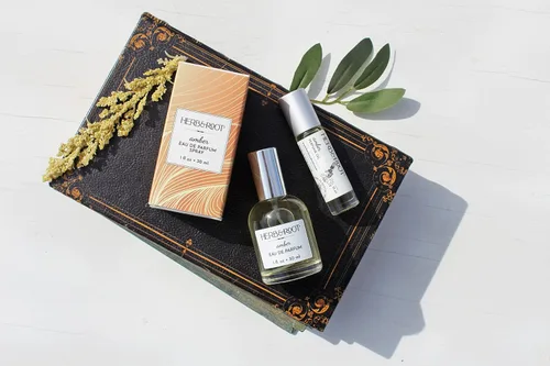 Vista 5 de Herb & Root Perfume ámbar: vegano, libre de crueldad, fragancia unisex de larga duración cálido, dulce, resinoso Perfume y spray corporal