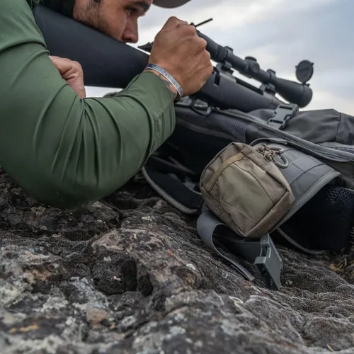 Vista 4 de Eberlestock Recon Utility Pouch - Solución de almacenamiento multiusos para exteriores para camping, senderismo y equipo táctico - Bolsa