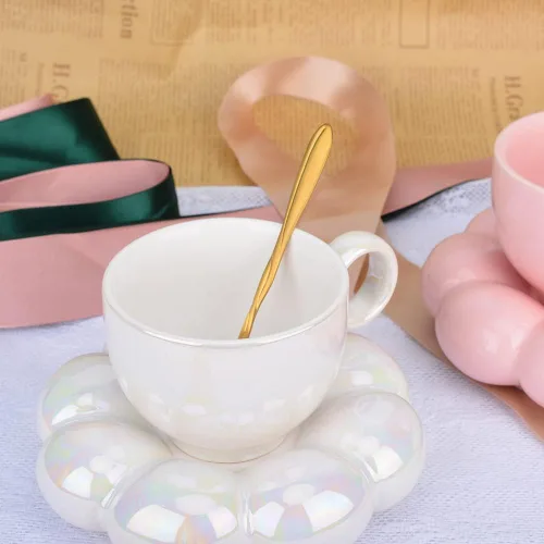 Vista 2 de Taza de café de flores, juego de taza de café y platillo de cerámica con nube, bonita taza con cuchara de flores, taza de té Kawaii con plato