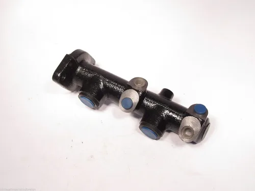 Vista 2 de EPC Brake Master Cylinder Fits Renault R18i & Fuego New 20mm Bore M16101