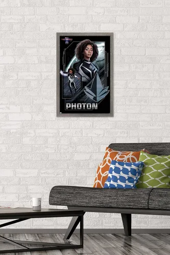 Vista 2 de Trends International Marvel The Marvels - Póster de pared con fotones, 22.4 pulgadas de largo x 14.7 pulgadas, versión enmarcada de madera de granero