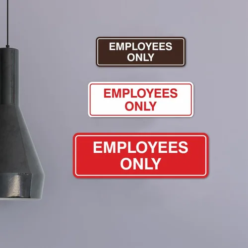 Vista 2 de Letrero estándar de solo empleados - Negro - Pequeño (1 paquete)