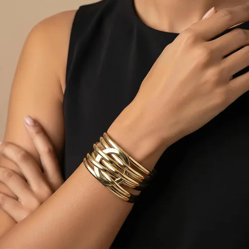 Vista 3 de Edoneery - Pulsera envolvente de cuero para mujer, brazalete de puño de múltiples capas hecho a mano estilo bohemio con cuentas de cristal