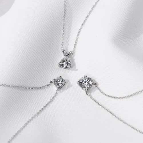 Vista 2 de Tienda Collection Platinum-Plated Sterling Silver Solitaire Pendant Neckalce made with Infinite Elements Cubic Zirconia, 16