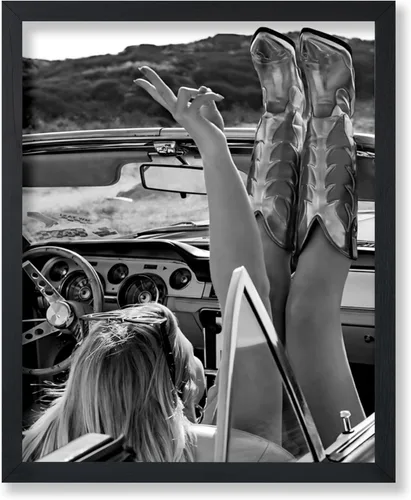 Vista 51 de Póster de arte de moda de Poster Master - Mujer en impresión de auto clásico - Arte en blanco y negro - Arte fotográfico - Arte de autos - Arte