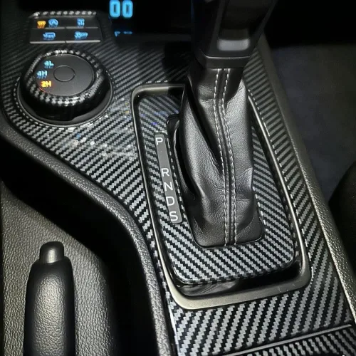 Vista 4 de ruihe Patrón de fibra de carbono para palanca de cambios de coche, panel de consola, cubierta de marco para Ford Ranger 2019 2020 2021 2022 versión