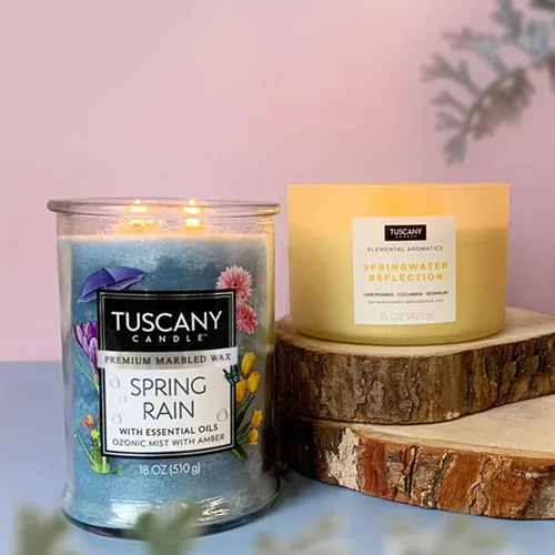 Vista 3 de Tuscany Candle Spring Rain® - Vela perfumada en tarro de larga duración, 18 onzas