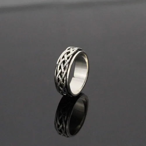 Vista 4 de Anillo de boda y compromiso de plata de ley con diseño celta de 0.315in (tamaño 4 a 14)