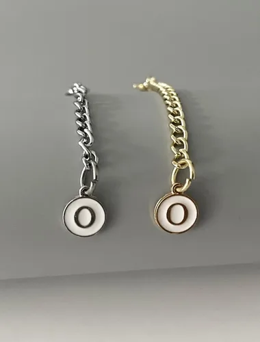 Vista 4 de Tovly Stanley Cup - 2 piezas de accesorios de letras con nombre de identificación inicial con mango personalizado para vaso Stanley