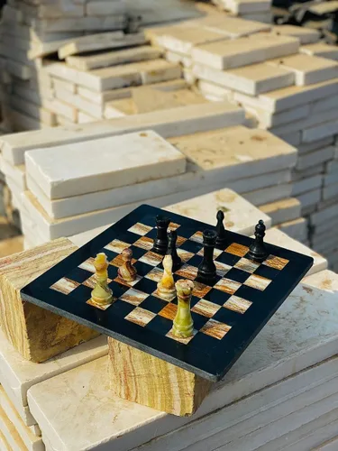 Vista 3 de NB - Juego de ajedrez de mármol hecho a mano de 12 pulgadas con caja de regalo de terciopelo azul, elegante tablero de ajedrez de piedra con juego