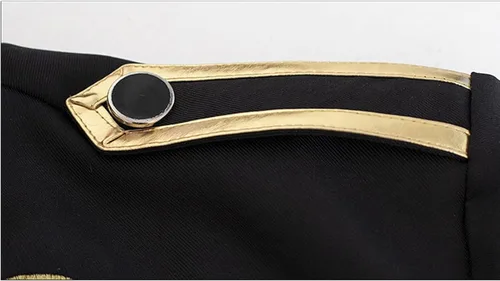 Vista 4 de Cacycasa Chaqueta bordada para hombre diseño de príncipe palacio dorado