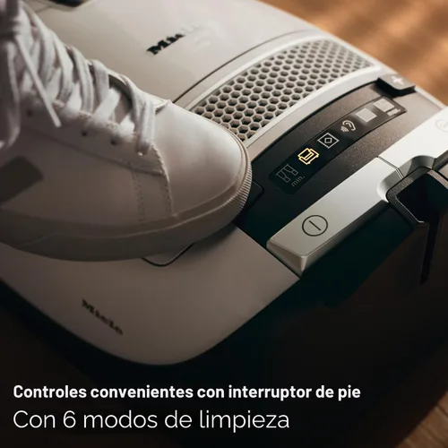 Vista 7 de Aspiradora Miele Complete C3 Kona Powerline para alfombras de alto rendimiento, en negro obsidiana
