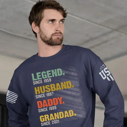 Vista 4 de Camiseta personalizada de leyenda, marido, papá, abuelo ya, camiseta personalizada para el día del padre, camiseta de manga larga, sudadera, Hoddie