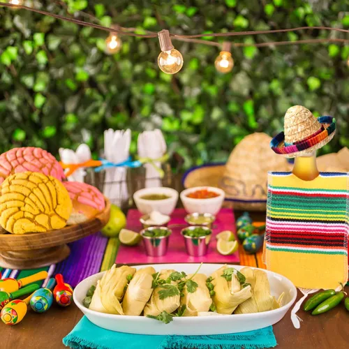 Vista 3 de Panitay 6 juegos de pequeños sombreros de sombrero, mini serapes para botellas, cubierta de poncho de cerveza, tapas de botellas para decoración